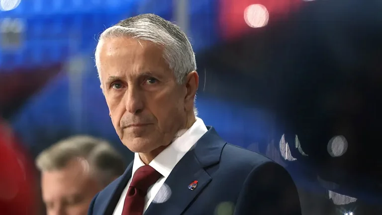 В «Локомотиве» отказались комментировать слухи об уходе Боба Хартли