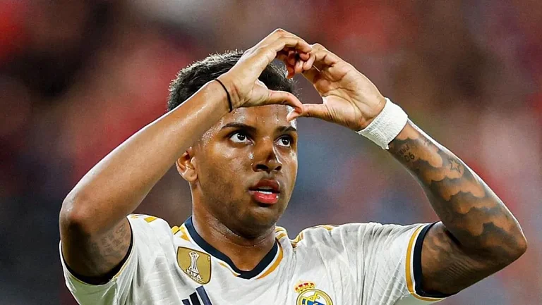 «Ливерпуль» может заменить Исака на Родриго из «Реала»