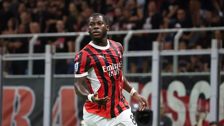 «Наполи» и «Ноттингем Форест» конкурируют за Мусу