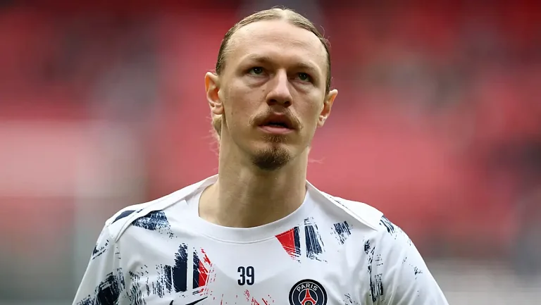 Матвей Сафонов дал совет молодым игрокам России, желающим покинуть РПЛ