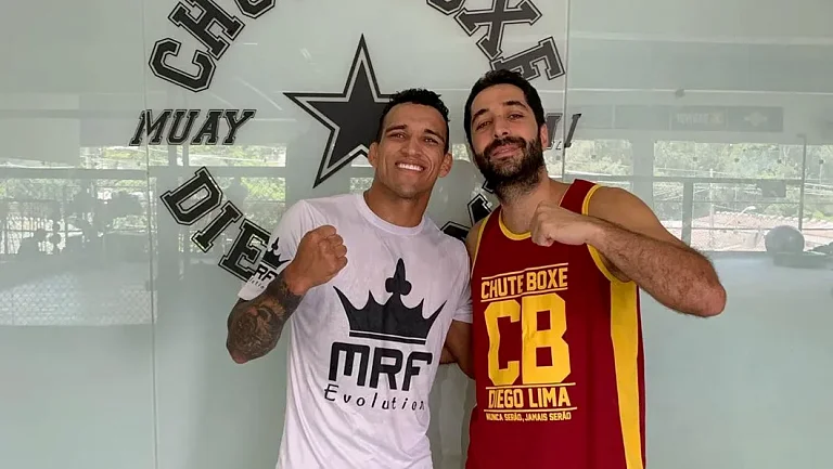 Тренер Оливейры объяснил, почему выбран Физиев для следующего боя