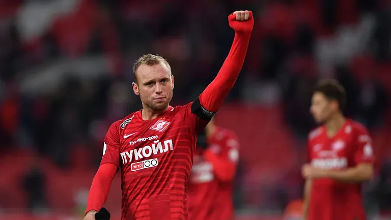 Глушаков рассказал, что хотел бы пройти стажировку у Конте из «Наполи»