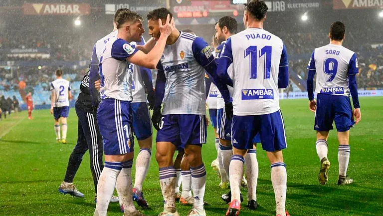 Арбитров закидали бутылками после вылета «Сарагосы» из Кубка Короля