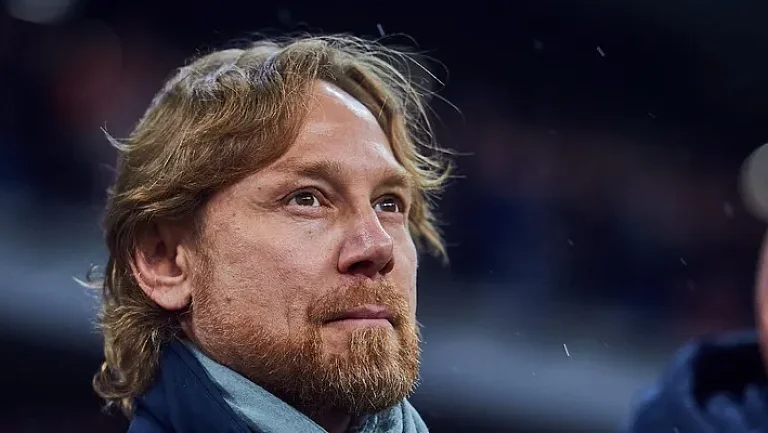 Карпин приехал на тренировку ЦСКА во время сбора команды в ОАЭ