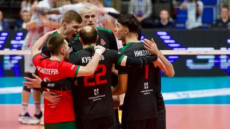 «Локомотив» из Новосибирска вышел в финал Суперкубка России по волейболу