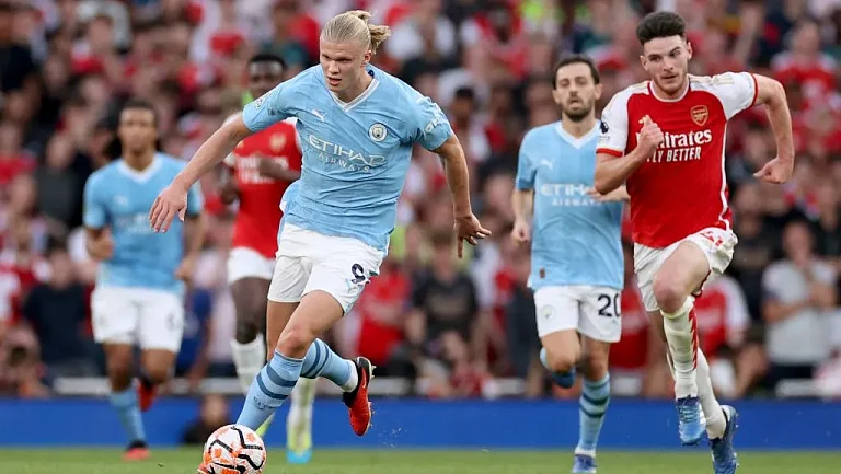 В дерби «Арсенал» — «Сити» применят камеру на рефери