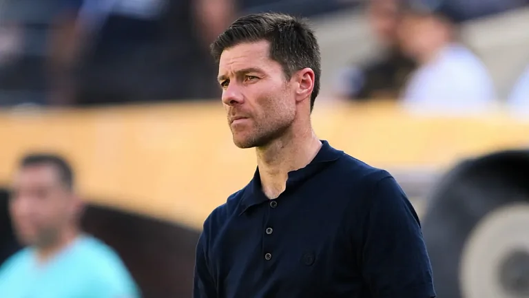 Алонсо раскритиковал удаление Хёйсена: «Эпизод спорный»