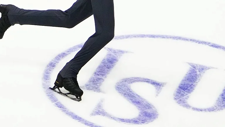 Судью из Украины отстранили после обвинений в запугивании фигуриста