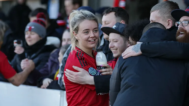 «Ноттингем Форест» подписал контракт с Молли Грин 