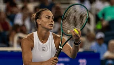 Соболенко проиграла первый сет Пегуле в полуфинале US Open – 2025