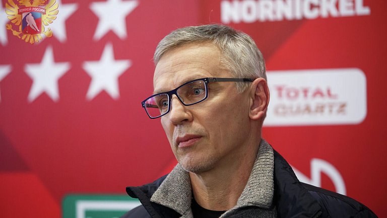 Ларионов раскритиковал судейство в матчах СКА