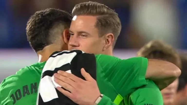 Вратари «Барселоны» продемонстрировали дружеские отношения