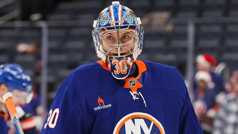 «Ванкувер» победил «Айлендерс», Сорокин сделал 26 сэйвов