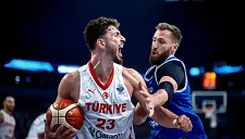 Шенгюн остановился в шаге от трипл-дабла в победном матче с Чехией