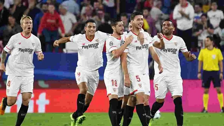 «Севилья» нуждается в правом защитнике