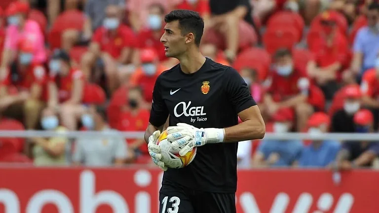 «Лион» подписал вратаря Доминика Грейфа из «Мальорки»