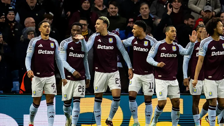 «Брентфорд» примет «Астон Виллу» в первой домашней игре