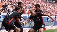 «Айнтрахт» празднует историческую путёвку в Лигу чемпионов