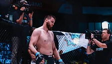 Вахаев одолел Корнилова и вновь стал чемпионом ACA в тяжёлом весе