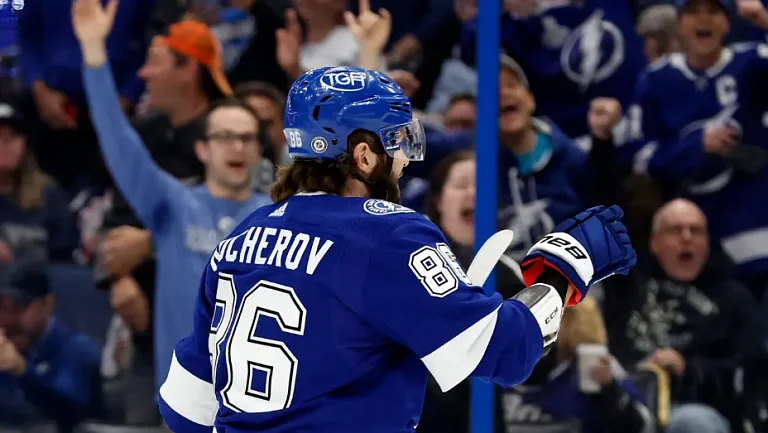 Гол и пас Никиты Кучерова помогли «Тампе» на выезде обыграть «Нэшвилл»