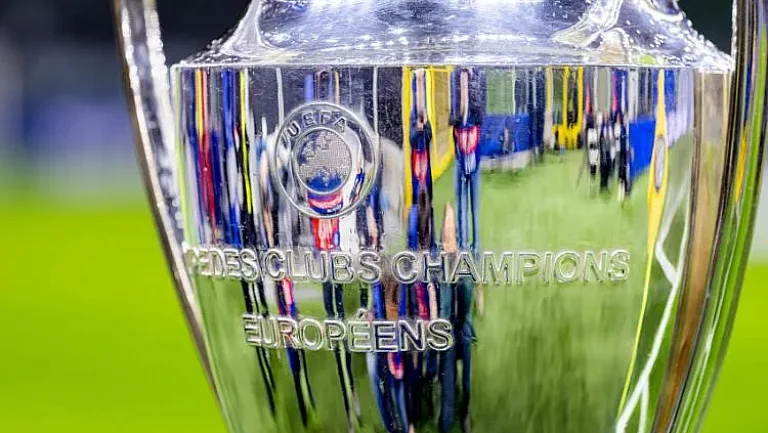 Netflix может стать новым вещателем Лиги чемпионов с 2027 года