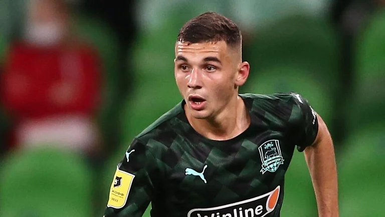 Сперцян выбирает между Англией и Испанией