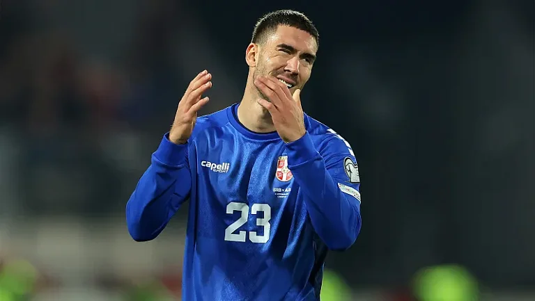 Душан Влахович разочаровал болельщиков в матче против Албании