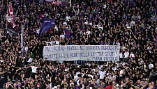 Фанатская трибуны Фиорентины освистала Палладино, но аплодировала Итальяно
