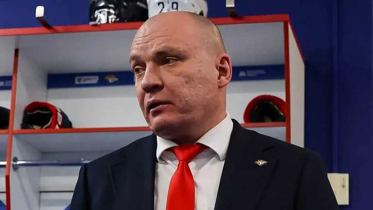 Разин объяснил, почему хотел продлить контракт с «Металлургом»