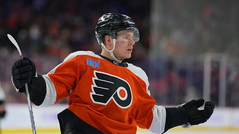 Тренер «Филадельфии» — об игре Мичкова: Выглядит, будто он застрял в грязи