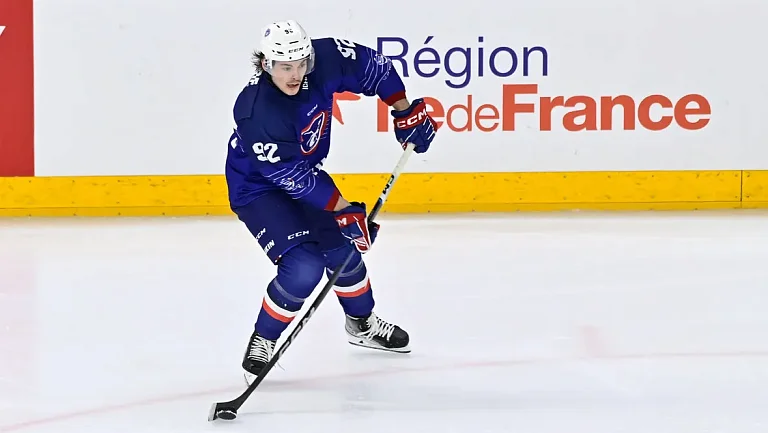 Французский хоккеист Дюбе расторг контракт со СКА