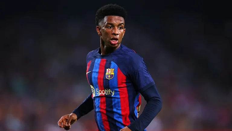 Игроки «Барселоны» удивили, появившись на тренировке в выходной