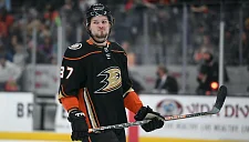 Мейсон МакТавиш и его представители ищут обмен из «Анахайма»