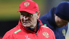 Виталий Кафанов назвал трёх самых стабильных российских вратарей в 2025 году