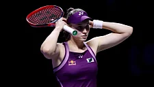 Елена Рыбакина разгромила Бадосу и вышла в четвертьфинал WTA-500