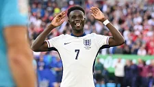 Сака возвращается, Беллингем пропустит игры с Уэльсом и Латвией