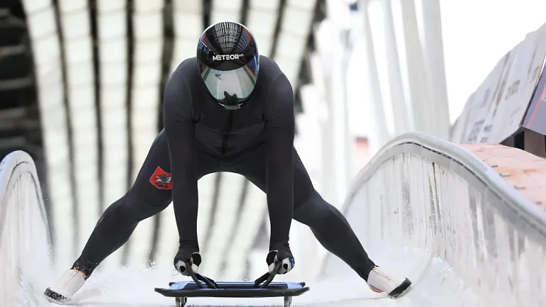 Стало известно, почему российского скелетониста лишили медали на Кубке Европы