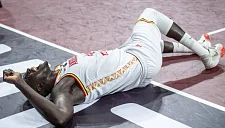 Центровой «Фенербахче» Жильсон Банго получил травму на матче Афробаскета-2025