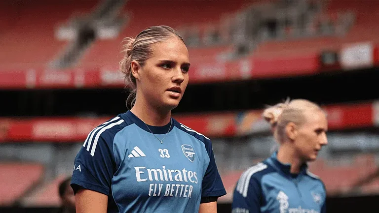 Джесси Гейл продолжит карьеру в «Портсмуте» на правах аренды