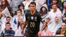 «Барселона» удалила все посты и информацию о переходе Жоау Канселу