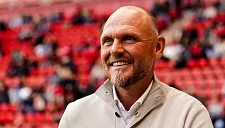 «Твенте» уволил тренера Джозефа Остинга после неудачных результатов