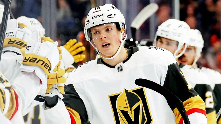 Дорофеев сделал ассист и помог «Вегасу» обыграть «Юту»