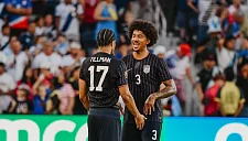 США - Япония: международный товарищеский матч двух претендентов на мировом уровне