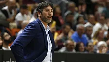 Главный тренер сборной Германии Мумбру временно отстранён на Евробаскете