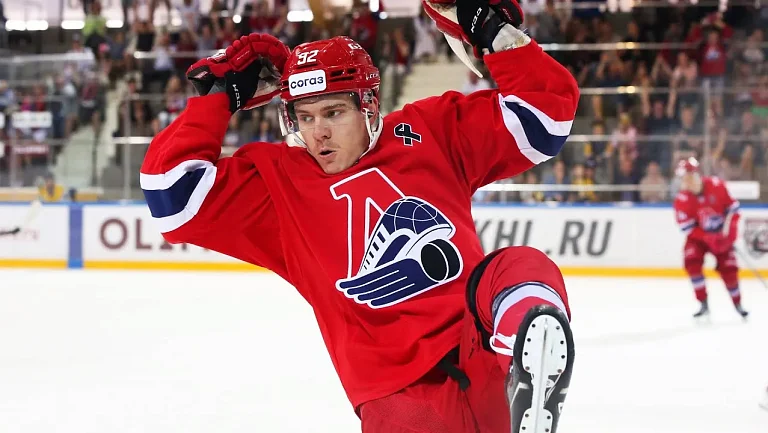 Хоккеист «Локомотива» Ярослав Лихачёв ушел в аренду в «Амур»