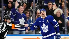 Джон Таварес из «Торонто» забросил свою 500-ю шайбу в НХЛ