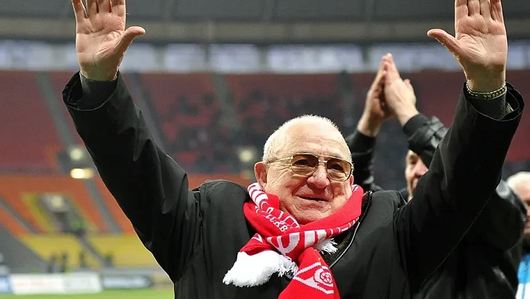 99-летний Симонян стал старейшим олимпийским чемпионом мира