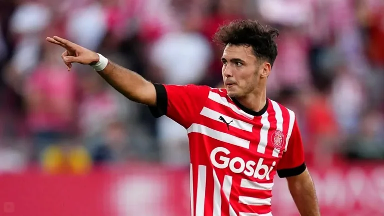 «Арсенал» хочет подписать Арнау Мартинеса