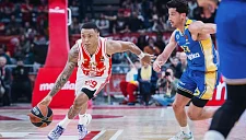 Яго дос Сантос официально покидает «Црвену Звезду»