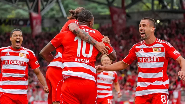 Анса забил два гола в дебютном матче за «Унион», обыгравший «Штутгарт» 2:1